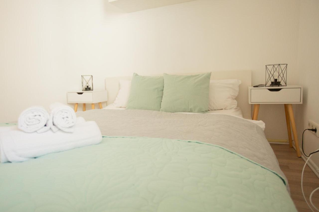 Appartement Neu Innenstadt Altstadt In Lage Von